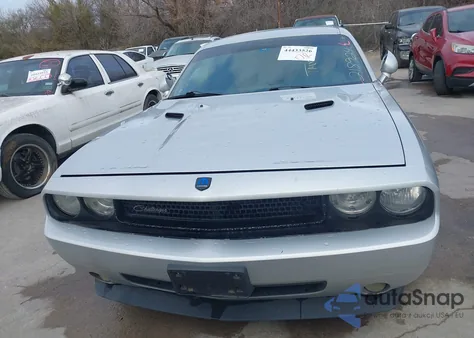 2010 Dodge Challenger Se z USA, uszkodzony, nr VIN 2B3CJ4DV1AH218924